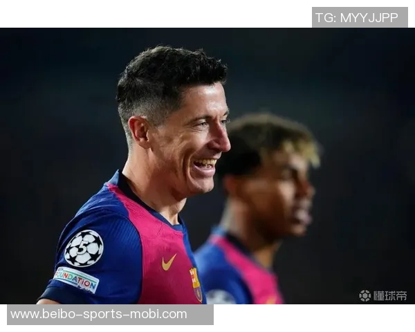 媒体报道拉扬与经纪人扎哈维合同到期巴萨仍对其保持关注